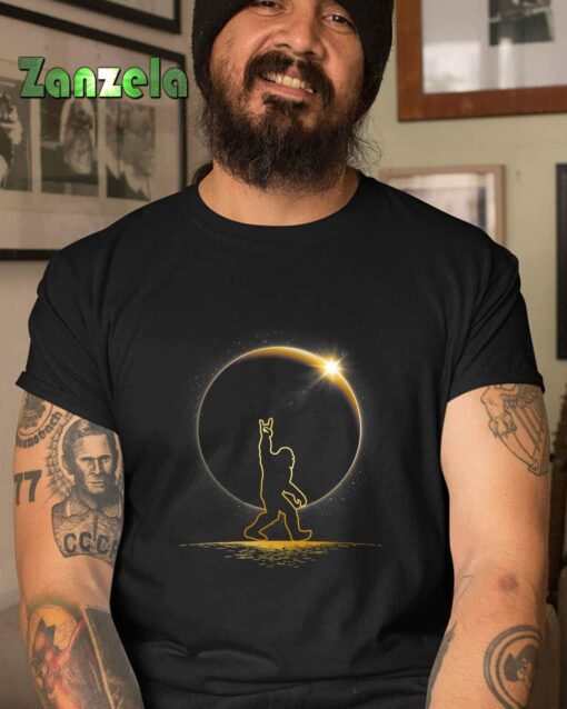 Total Solar Eclipse April 8 2024 Bigfoot Astronomy Bigfoot T-Shirt
