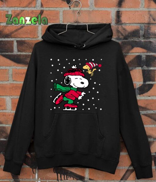 Peanuts – Christmas Snoopy Ice Skating Long Sleeve T-Shirt