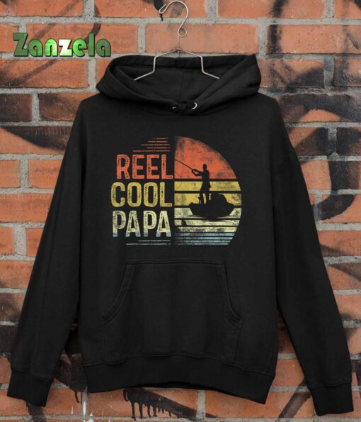 Reel Cool Papa Fishing Gifts Papa Birthday Vintage T-Shirt